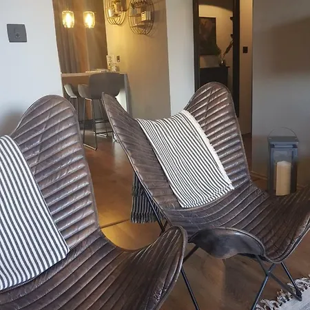 Apartment 7th Heaven *